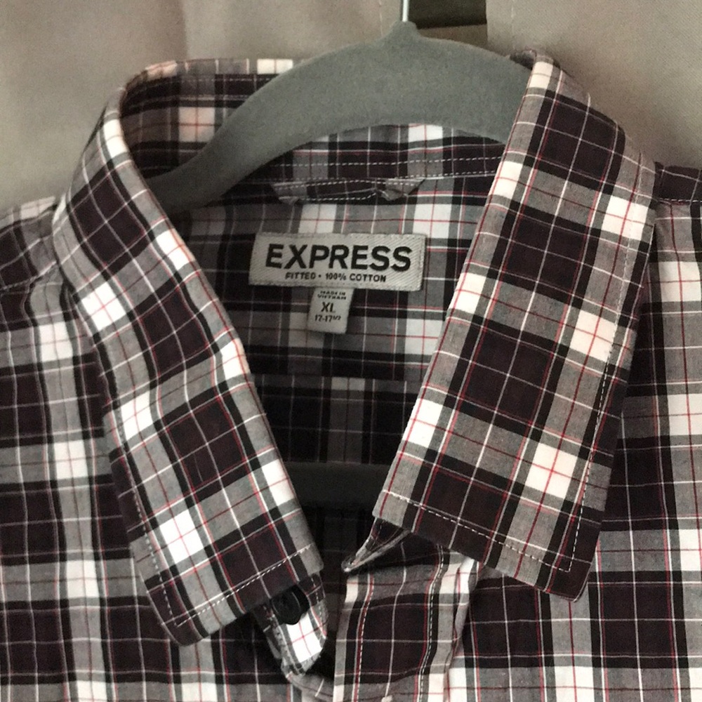 Express men’s Button Up - Picture 2 of 3